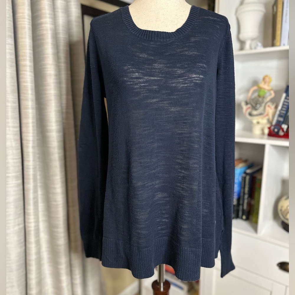 Eddie Bauer Dark Blue Women's Crew Neck Sweater